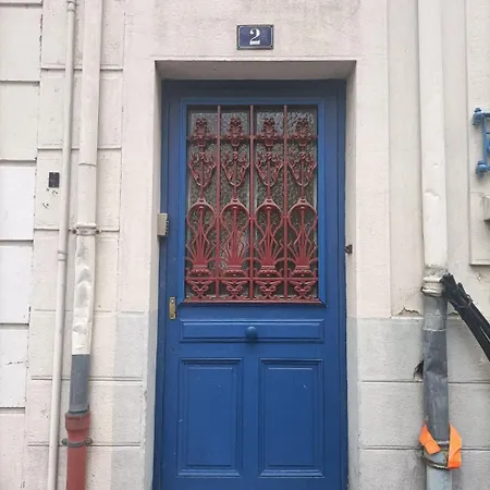 Hyper Centre Lumineux Marie Celine * Vichy