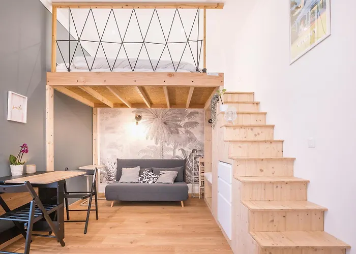 Calme Centre Mezzanine Confortable 